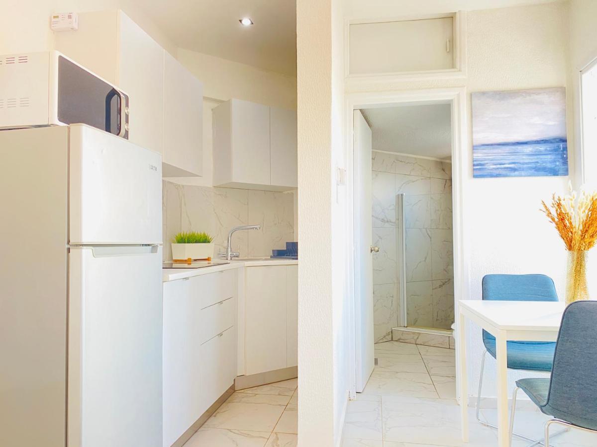 Phaedrus Living : Luxury Flat Lighthouse 75 Apartamento Pafos Exterior foto